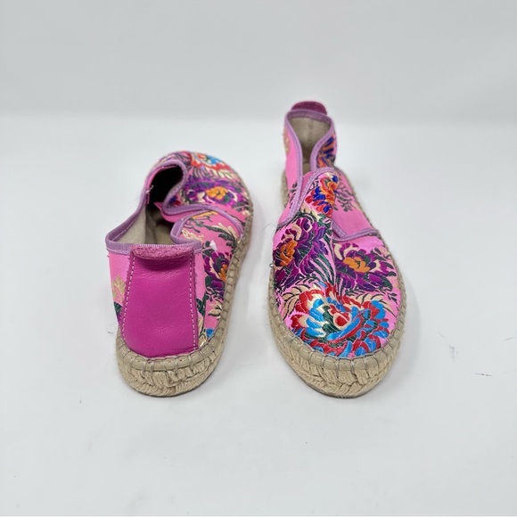 NWOT Fabiolas Handcrafted Pink Floral Silk Espadrilles - Picture 3 of 7